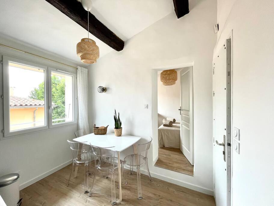 אקס-אן-פרובאנס Ravissant Appartement Au Coeur D'Aix מראה חיצוני תמונה
